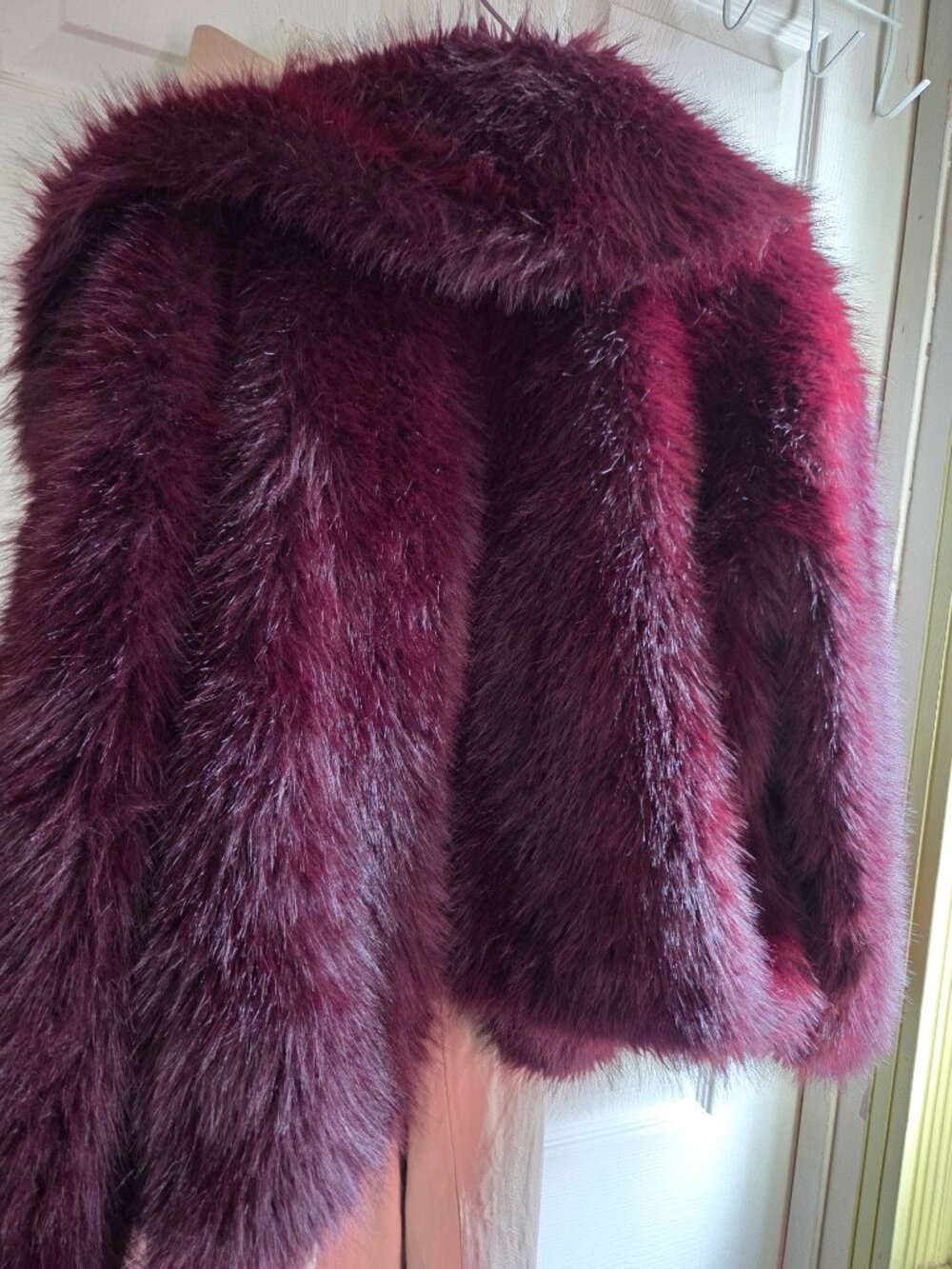 Simply VERA WANG Size M lined jacket Excllnt! burgundy faux fur w/SNAPS classy~ - Picture 7 of 10